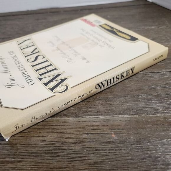 Jim Murray's Complete Book of Whiskey Definitive Guide to World Whiskey Book - Picture 9 of 12